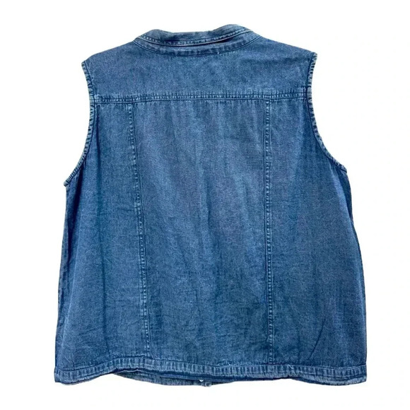 The Skyline Collection Sleeveless Denim Vest Blue Size Medium Women's Top - Picture 2 of 3